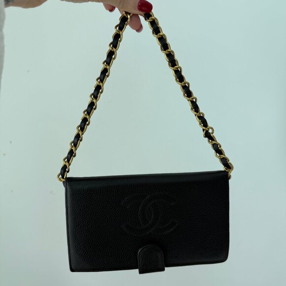 CHANEL Caviar Long Wallet - Picture 2 of 7